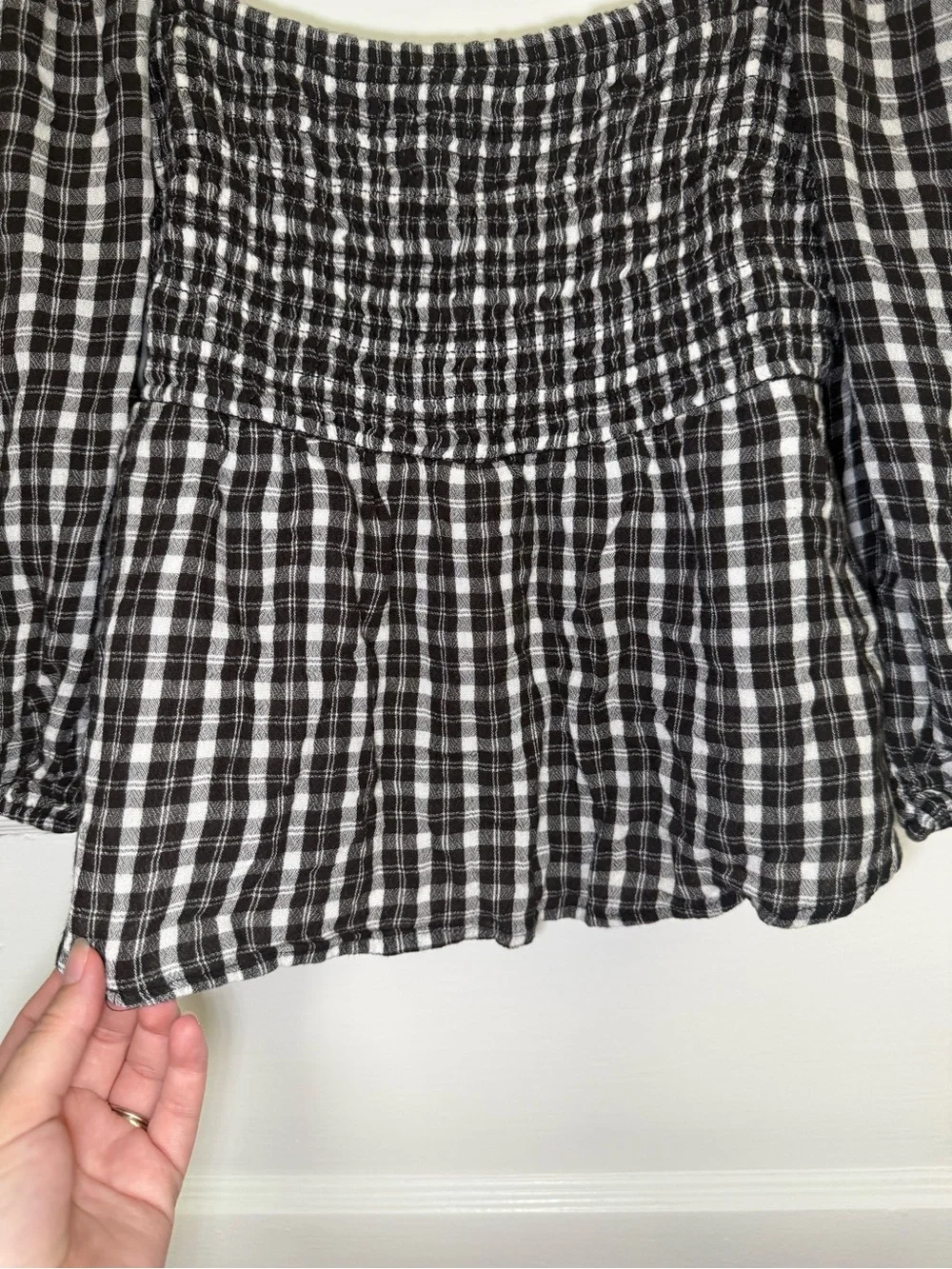 Abercrombie & Fitch Black and White Smocked Plaid Peasant Blouse Fall Boho Sz M